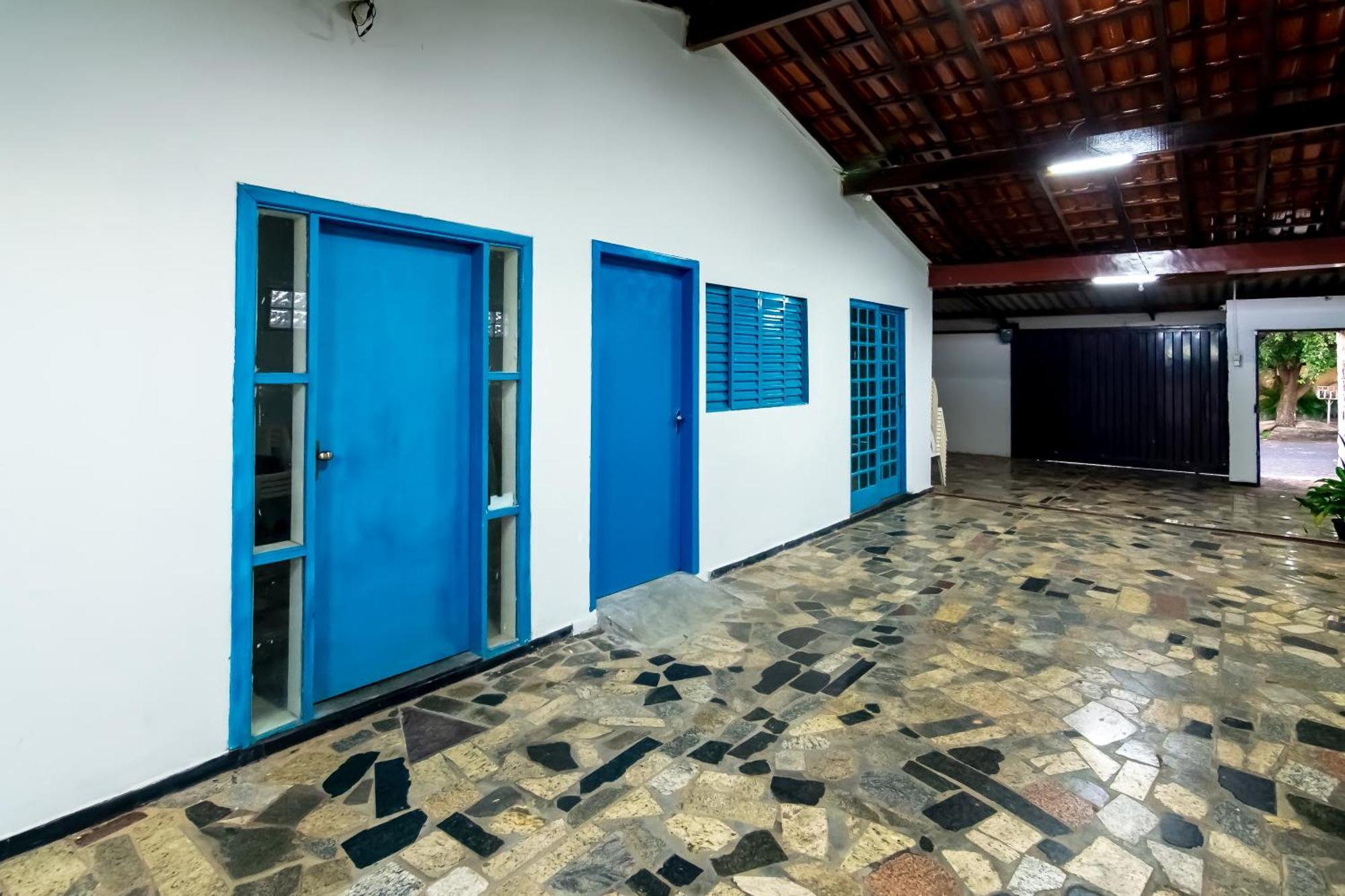 Pousada Roosevelt Quarto 03 - Pousada Central Prox Rodoviaria E Dist Industrial Hotel อูเบร์ลังเจีย ภายนอก รูปภาพ